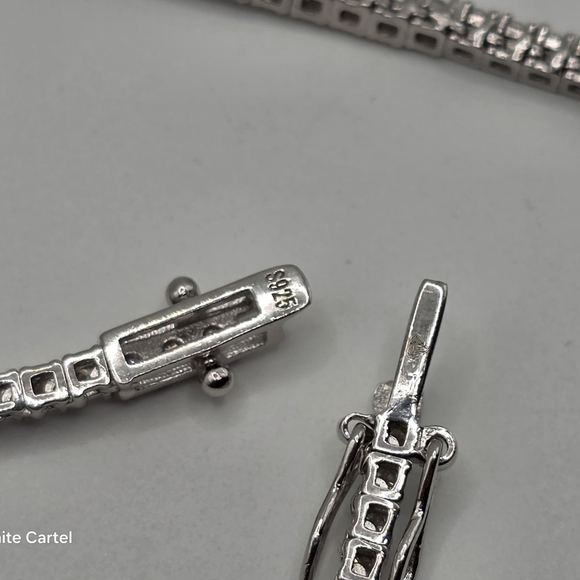 2.5mm 20 Inch Genuine Moissanite Tennis Chain - Picture 6 of 16